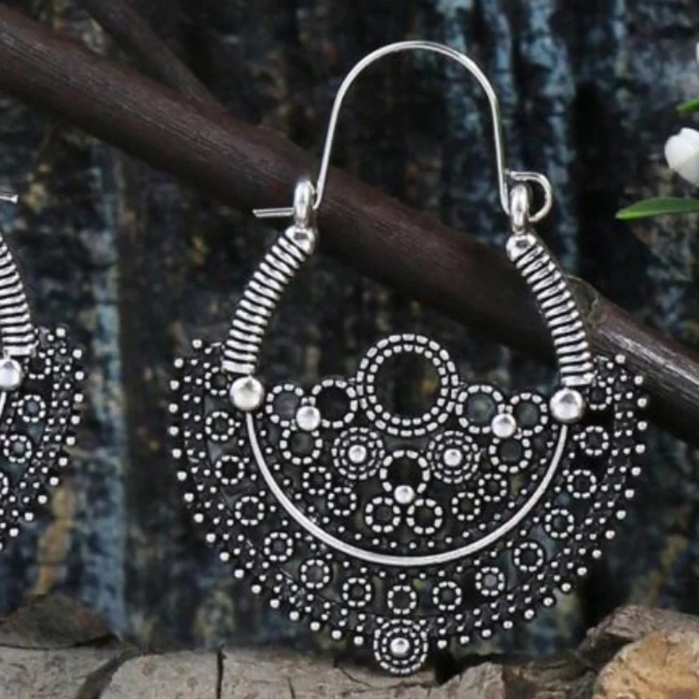 3 For 25 Vintage Style Round Silver Drop Hoop Earrings - Picture 5 of 5